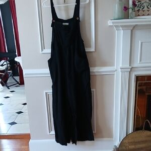 NATURAL LIFE Black Linen Wide-Leg Overalls with Wood Buttons. Cotton
